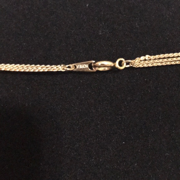 TRIPLE STRAND GOLD TONE NECKLACE - Picture 4 of 4